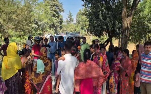 Women protest acute water crisis, block Agartala–Dharmanagar road
