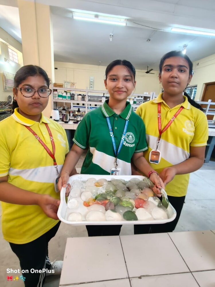 Bhavan’s Tripura Vidyamandir Introduces Edible Water Balls “Jadui Neer” as Eco-Friendly Innovation