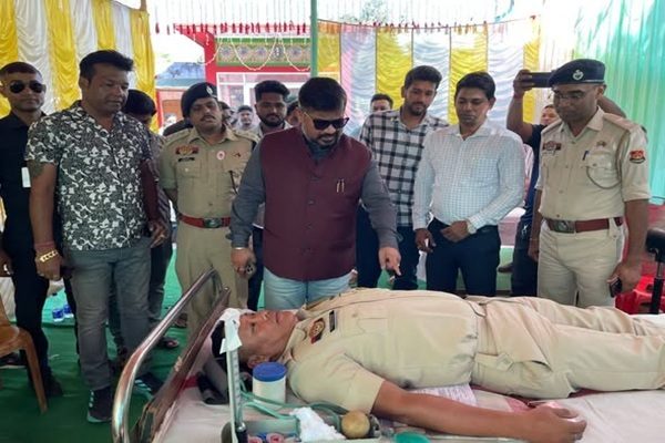 Tourism Minister urges public to see blood donation as noble act