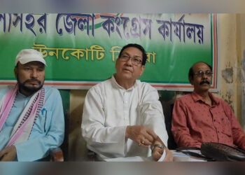 Birajit Sinha levels illegal immigration charge against Tinku Roy