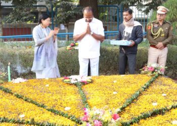 Indra Sena Reddy Nallu Pays Tribute to Gandhi on Martyrs’ Day