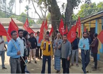 Strike gets mixed turnout in Kadamtala, N Tripura