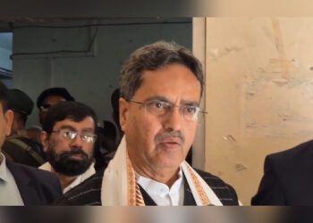 CM Saha clarifies no Roman script ban