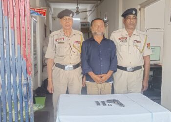 Agartala station: Youth held with illegal pistol