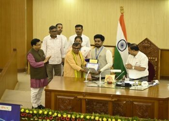 Youth must join politics to strengthen democracy: Ratan Lal Nath