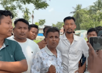 Sepahijala polling booth tense over bomb claims, leaders present