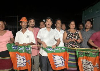 Kulai-Champahour political shift as 33 join BJP