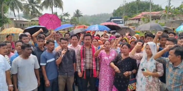 Khowai blockades escalate post-poll; TIPRA warns agitation