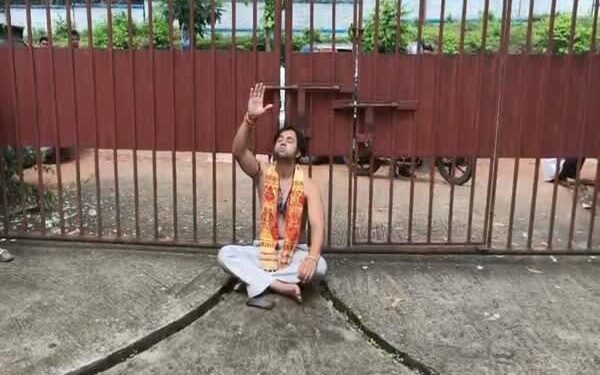 Accused held after dramatic surrender at Bishalgarh court