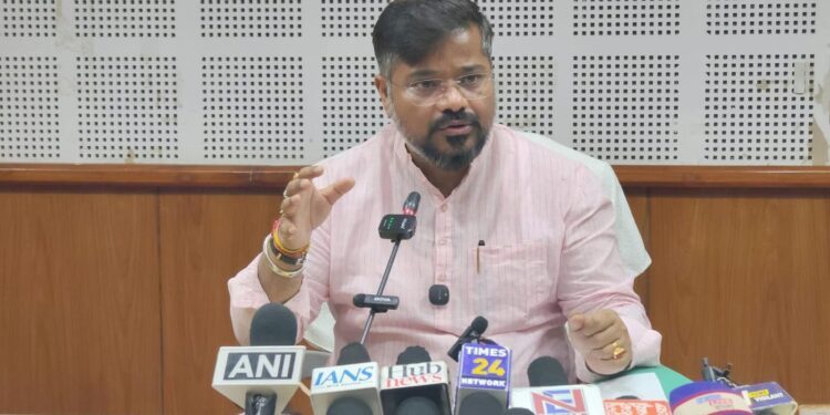 Tripura cabinet announces office reforms, new jobs