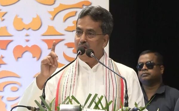 CM Saha Lauds Street Vendors’ Financial Discipline