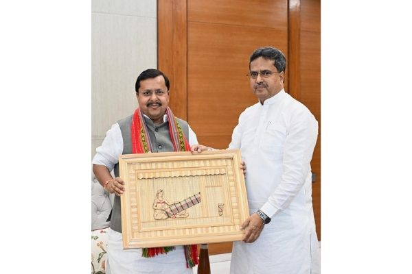 CM Saha Discusses Party Matters in Delhi