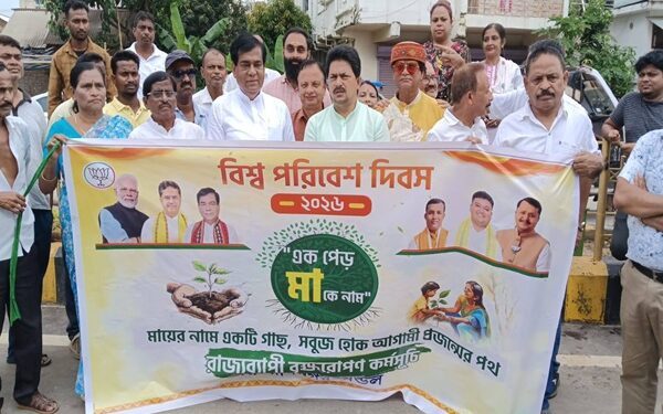Dipak Majumder joins plantation drive on Environment Day