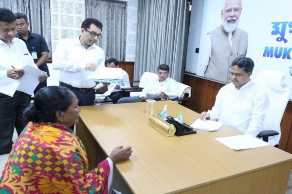 CM Manik Saha Assures Help to Citizens at Outreach Meet