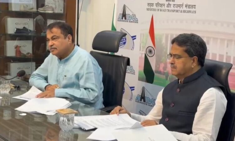 Tripura CM discusses NH projects with Gadkari