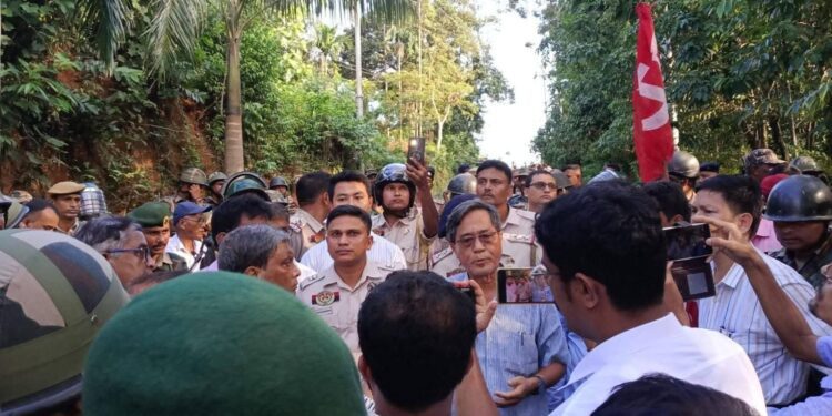 Police halt CPIM march citing law and order concerns