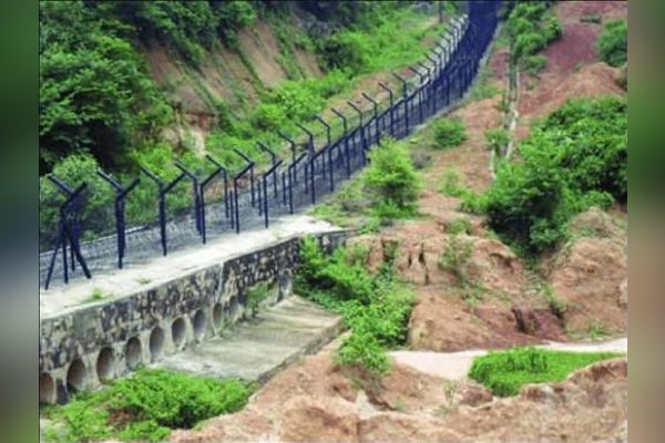 Amit Shah orders scrutiny of border transactions
