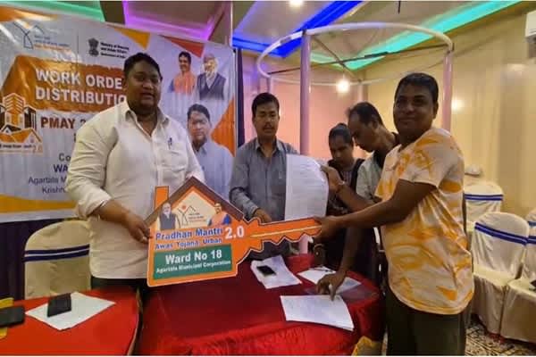 28 families begin PMAY-U home construction