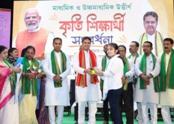 Manik Saha stresses values alongside academic success