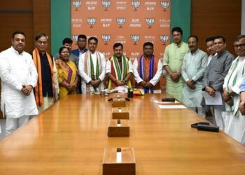 BJP discusses Tripura strategy, Tipra alliance