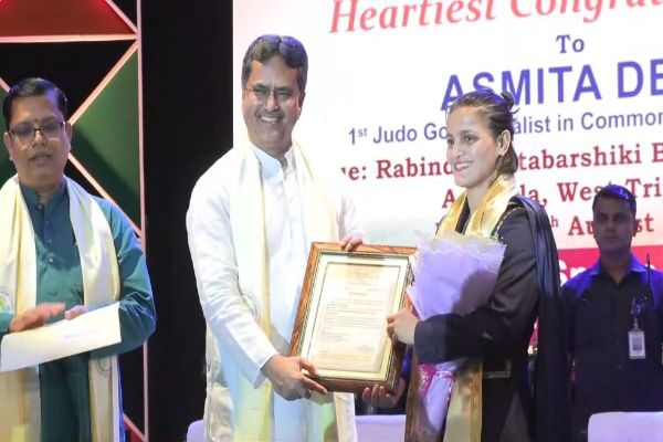 Asmita Dey An Inspiration For Youth, Says Tripura CM