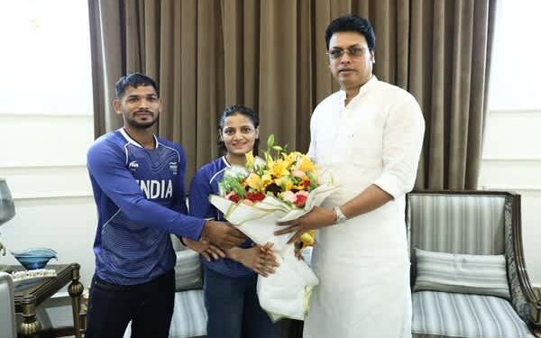 Biplab Deb hails Asmita Dey’s historic CWG gold