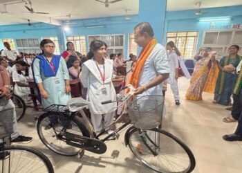 MP Rajib Bhattacharjee Gives Bicycles to Girl Students