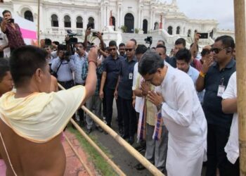 CM Manik Saha offers prayers at Ker Puja