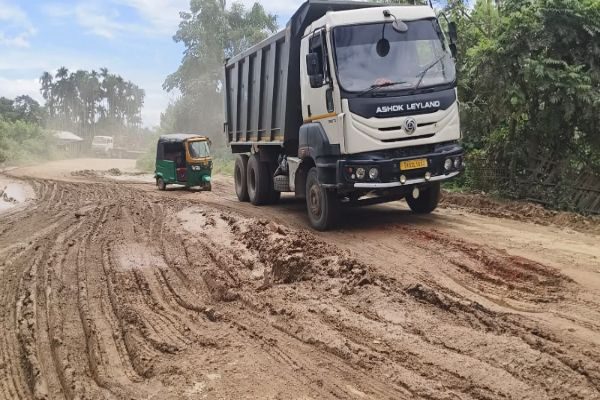 Water-Filled Potholes Make Pecharthal-Nabincherra Highway Hazardous