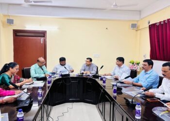 Tripura Labour Board Reviews Minimum Wages, Workers’ Welfare