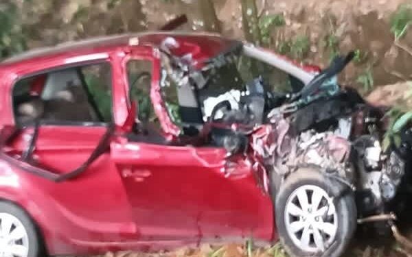  Veteran journalist Biman Bihari Dhar, grandson killed in Tripura bus-car collision